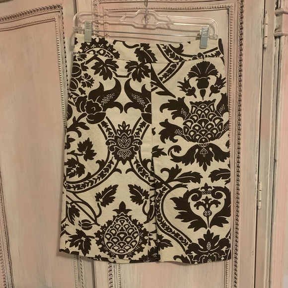 LOFT Dresses & Skirts - EUC Ann Taylor Loft brown/cream skirt size 4